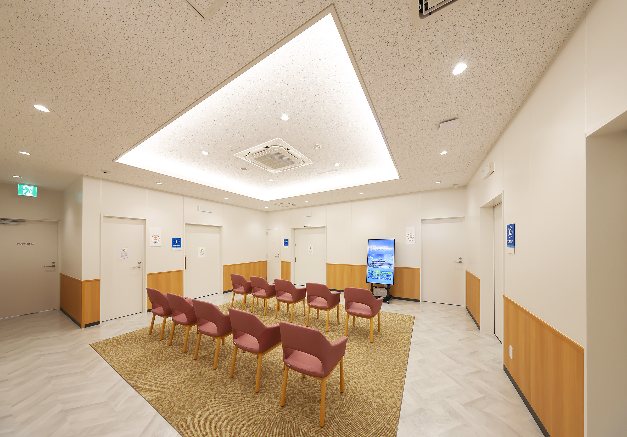 レディースフロア